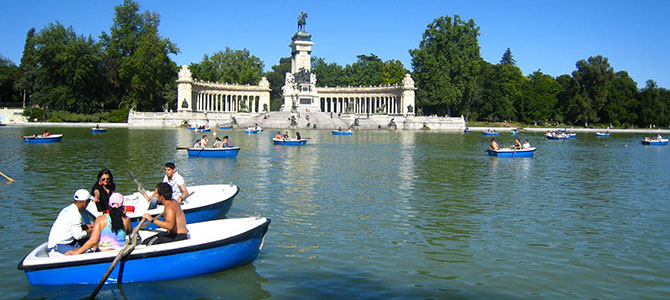 cani madrid parque del retiro