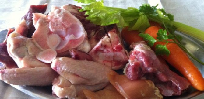 Scatolette fai da te (ovvero carne in gelatina di ossa)